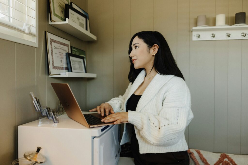 Consultant takes life insurance for small business owners